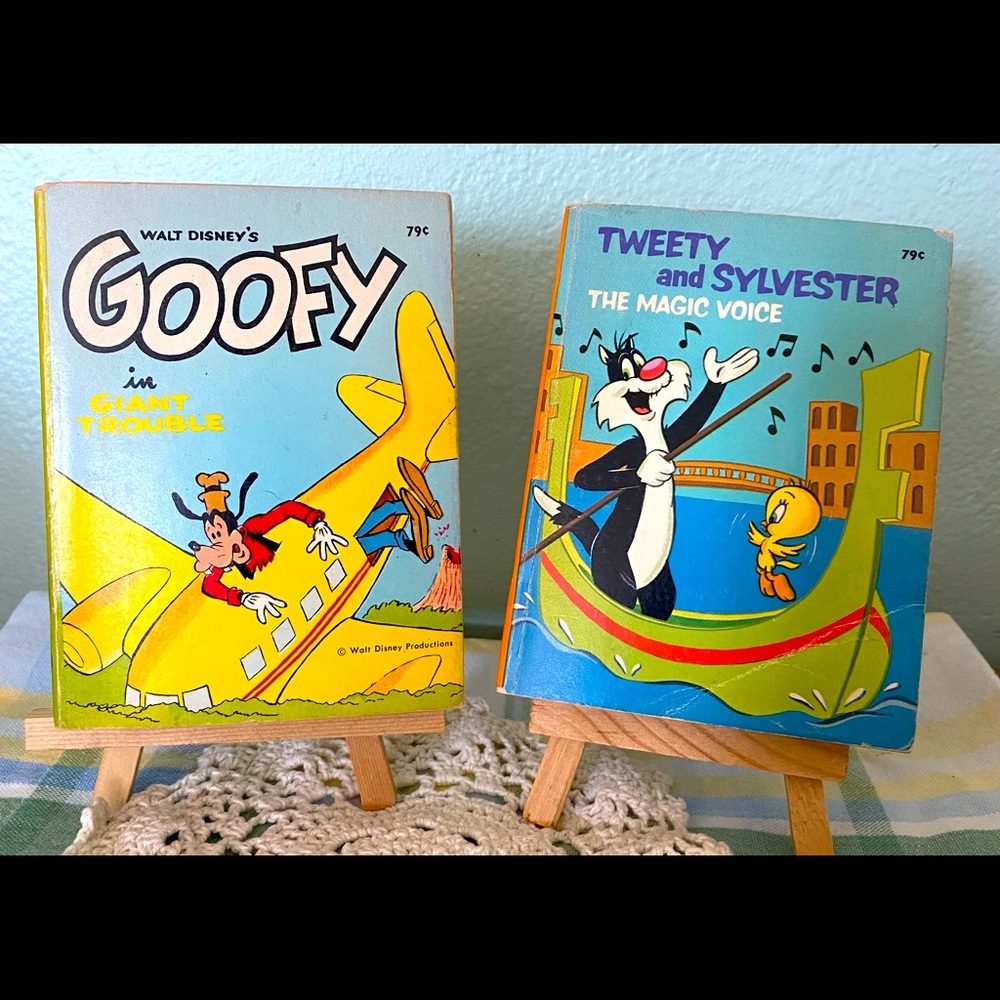 *Sale -Vintage (2) WHITMANS “A BIG LITTLE  BOOK”